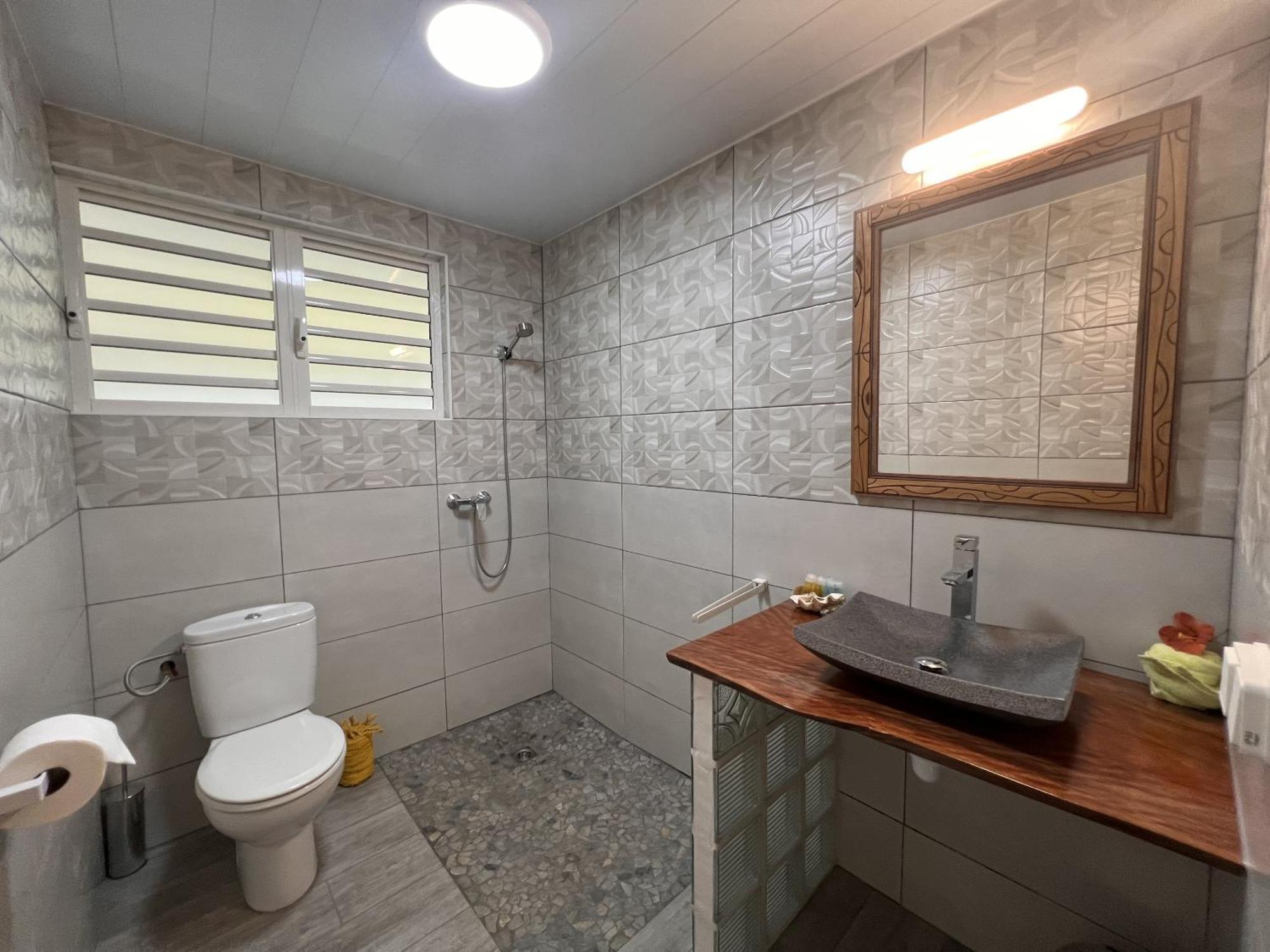 Pare Lodge Tahiti Pirae Zimmer foto