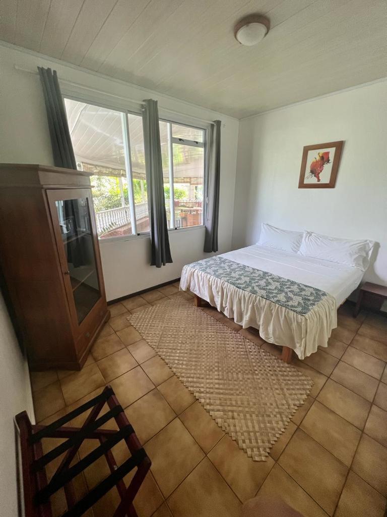 Pare Lodge Tahiti Pirae Zimmer foto